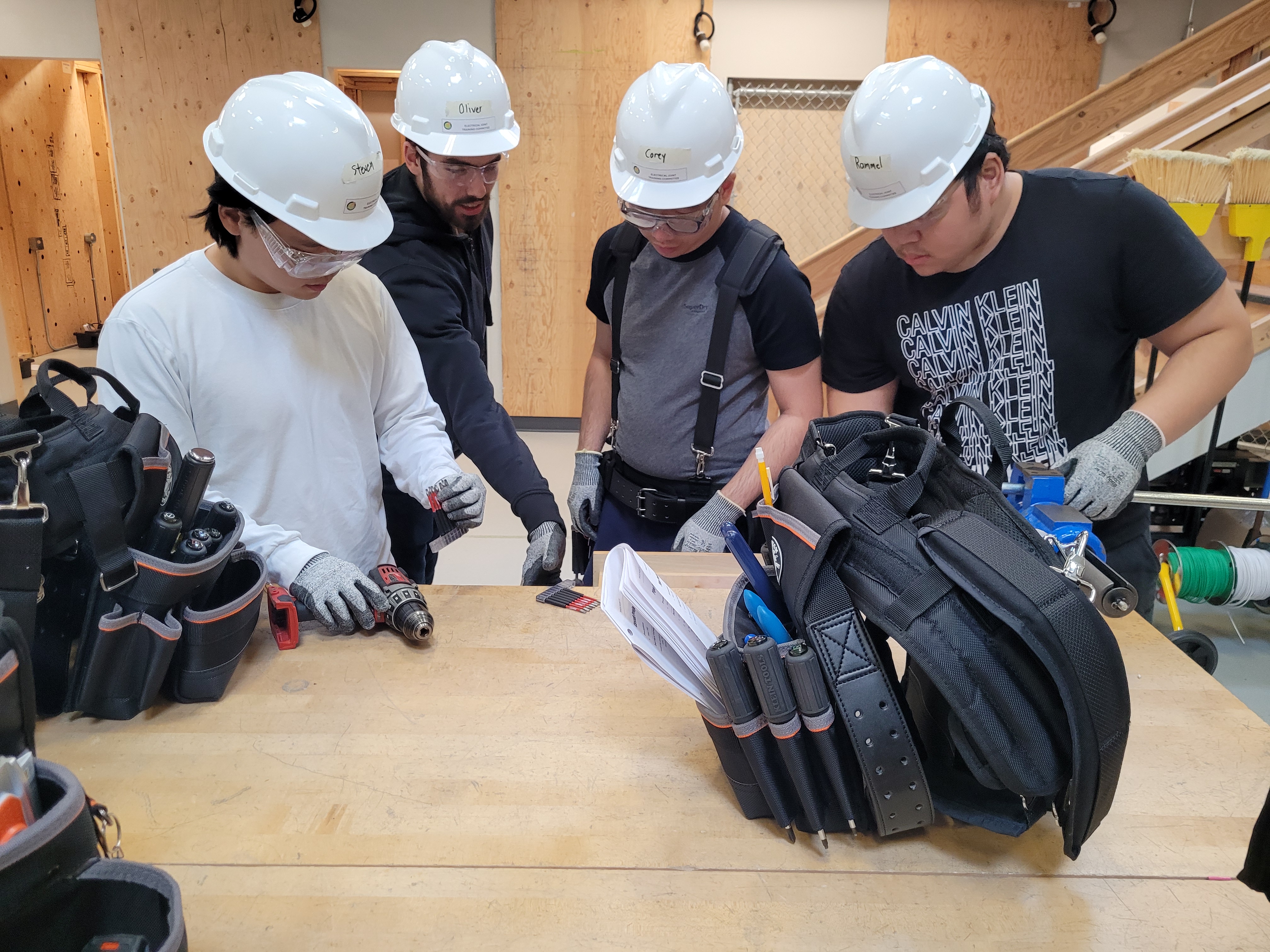 a group of ELTT students